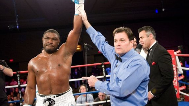 Semjuels Pīters pēc 34. uzvaras karjerā
Foto: Fight Wire Images