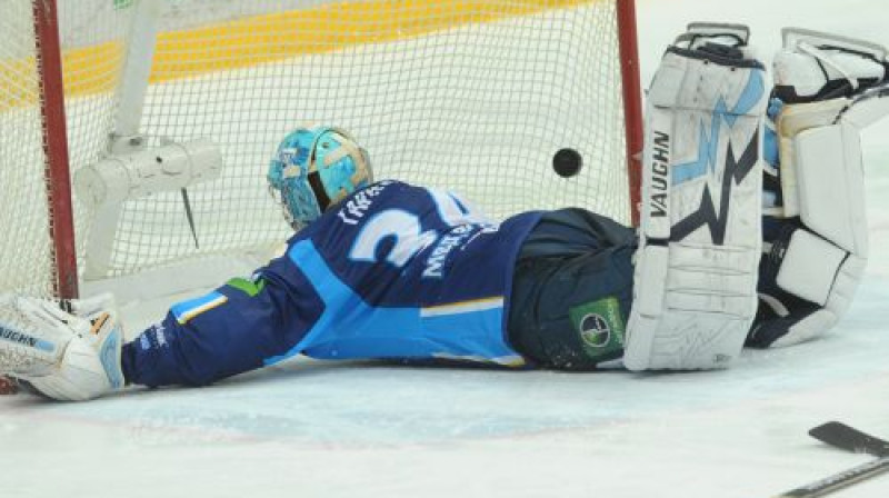 Maikls Gārnets aizvadītajās piecās "play-off" spēlēs vidēji vārtos ielaidis 1,2 ripas
Foto: ITAR-TASS
