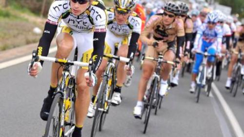 Aleksejs Saramotins grupas priekšgalā
Foto: TDWSport.com
