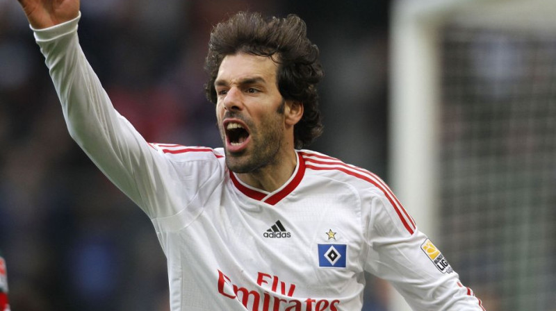 Rūds van Nistelrojs un "Hamburger SV" ar
pēdējiem rezultātiem nevar būt apmierināti
Foto: AFP/Scanpix