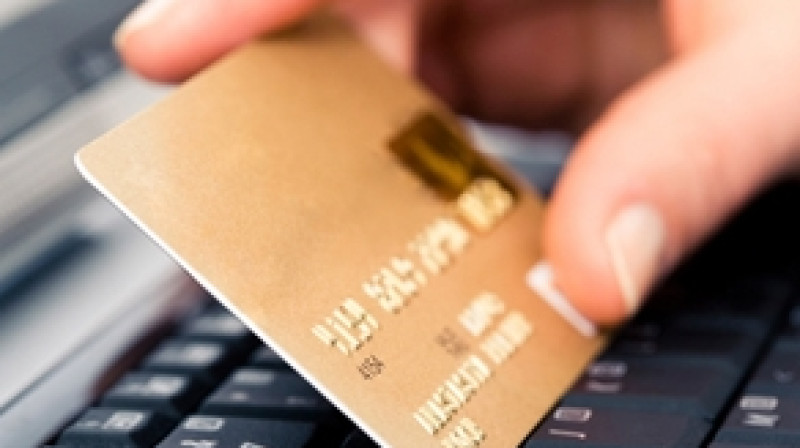„Phishing” ir viltus e-pasts, kura mērķis ir atdarināt bankas iespējamo e-pastu un iegūt personas konfidenciālos datus.
Publicitātes foto