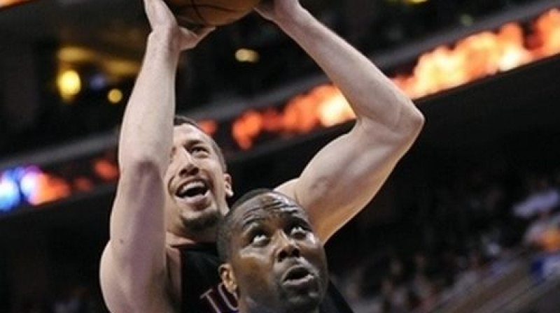 Hedo Turkoglu pret Eltonu Brendu
Foto: AP/Scanpix
