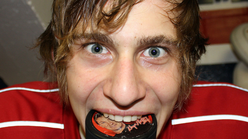 Šajās dienās krievu hokeja princim Kabanovam prāts uz jokiem nenesas...

Foto: Moncton Wildcats