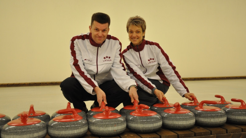 Latvijas kērlinga komanda Ansis Regža un Dace Regža
Foto: Latvijas Kērlinga asociācija