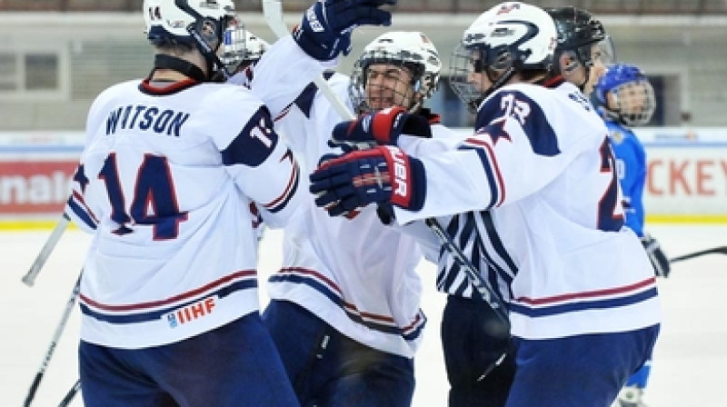 Asv jauno hokejistu prieki
Foto: iihf.com