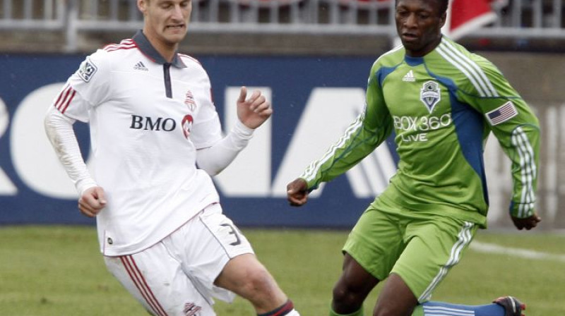 Raivis Hščanovičs (pa kreisi) pret "Sounders"
Foto: AFP/Scanpix