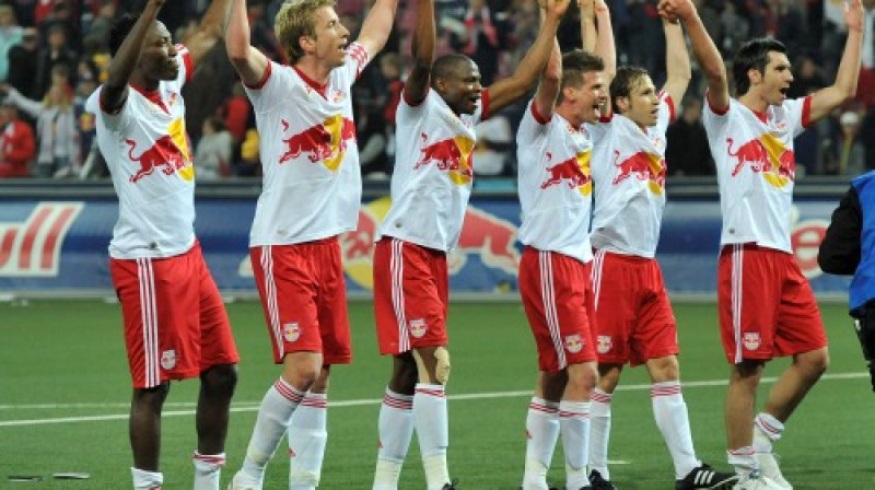 Zalcburgas "Red Bull" futbolisti riskē atvadīties no turnīra
Foto: AP/ Scanpix