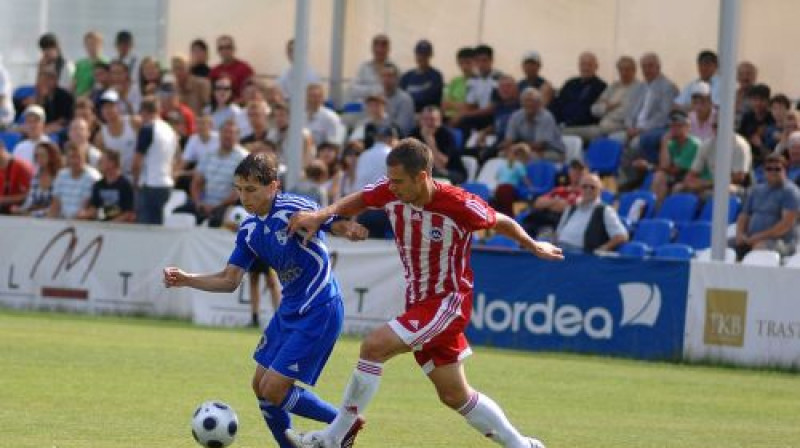 Valērijs Afanasjevs un Oskars Kļava grib spēlēt pilnu tribīņu priekšā
Foto: Laimonis Saulītis, Sportacentrs.com