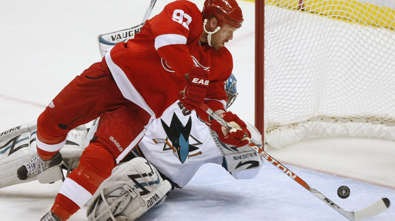 Juhanam Francenam spēlē pret Sanhosē "Sharks" četri vārti un divas rezultatīvas piespēles!
FOTO: "Reuters"/"Scanpix"