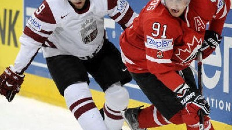 Stīvs Stemkoss spēlē pret Latviju
Foto: DDP/Scanpix