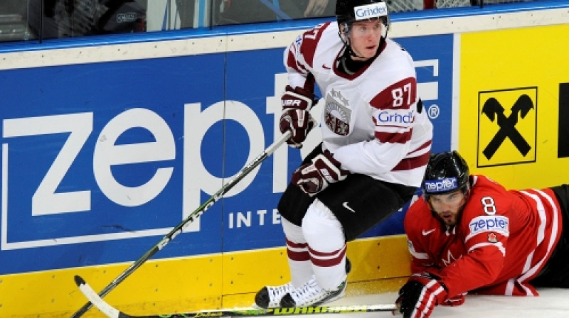 Gints Meija uzbrukumā
Foto: Romāns Kokšarovs, Sporta Avīze, f64