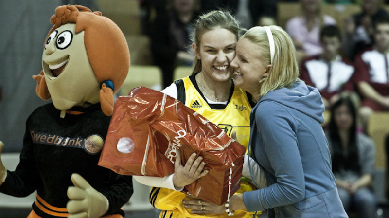 Februārī Anete Kiršteine uzvarēja Swedbank LJBL tālmetienu konkursā
Foto: Mikus Kļaviņš, Swedbank LJBL