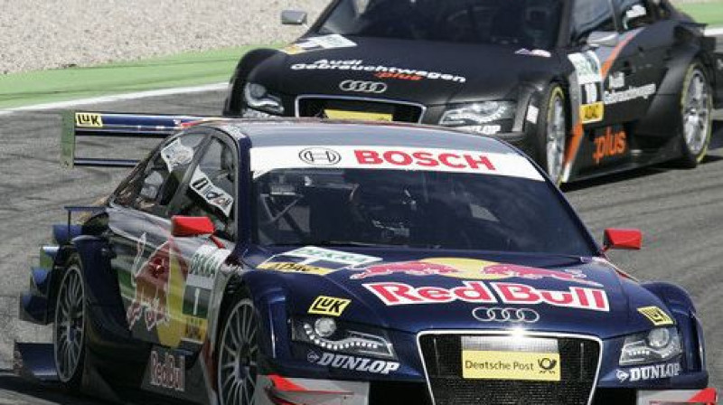 Matiass Ekstrēms DTM sacīkšu laikā
Foto: Scanpix/Sveden