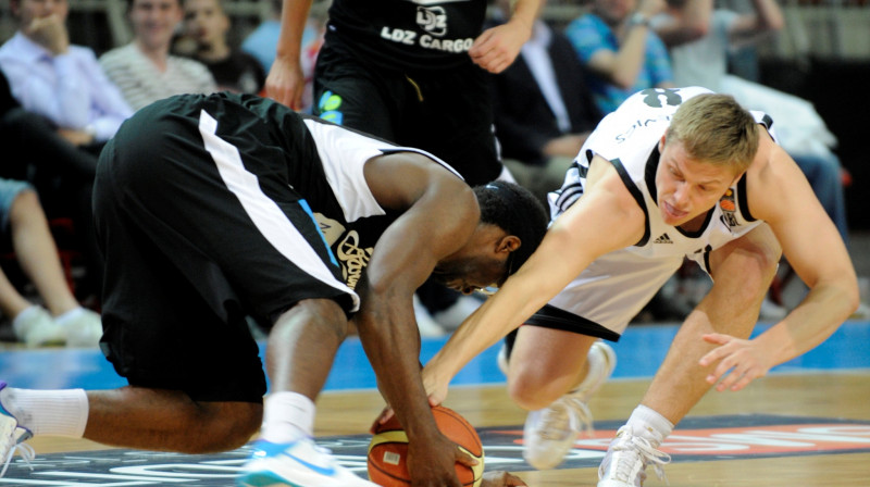 Vejinmi Efedžuku un Ingus Bankevics - kurš no abiem pirmo reizi tiks pie LBL zelta? 
Foto: Romāns Kokšarovs Sporta Avīze, f64