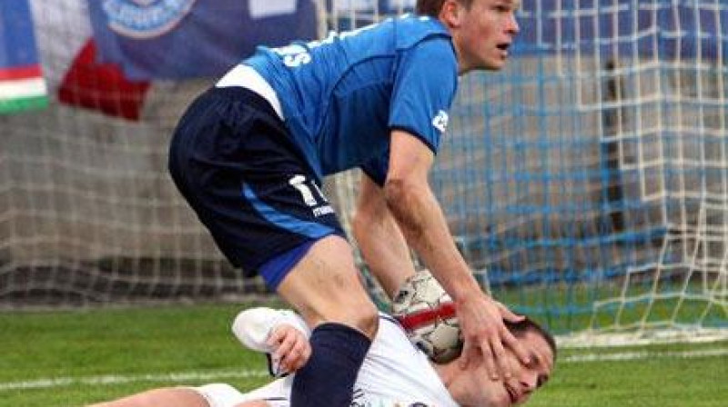 Artjoms Rudņevs aizvadīja spīdošu sezonu
Foto: www.ztefc.hu