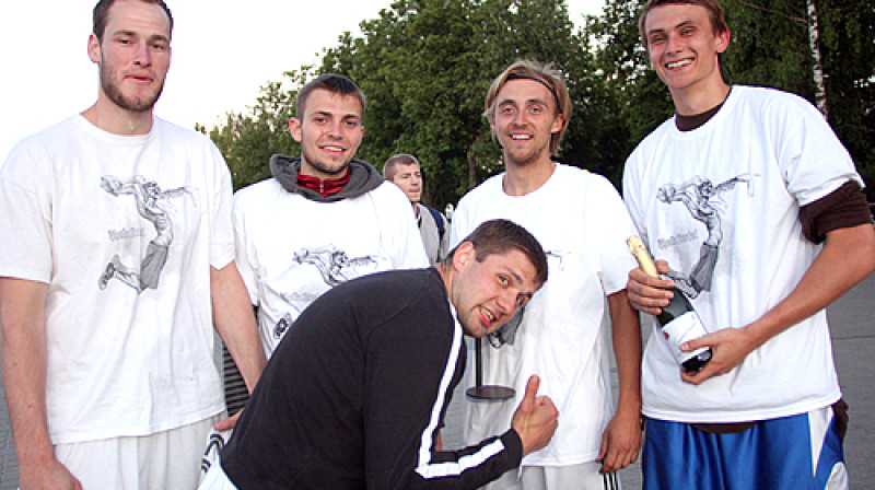 Jelgavas posma čempions "Mazais" un Raimonds Elbakjans
Foto: Renārs Buivids