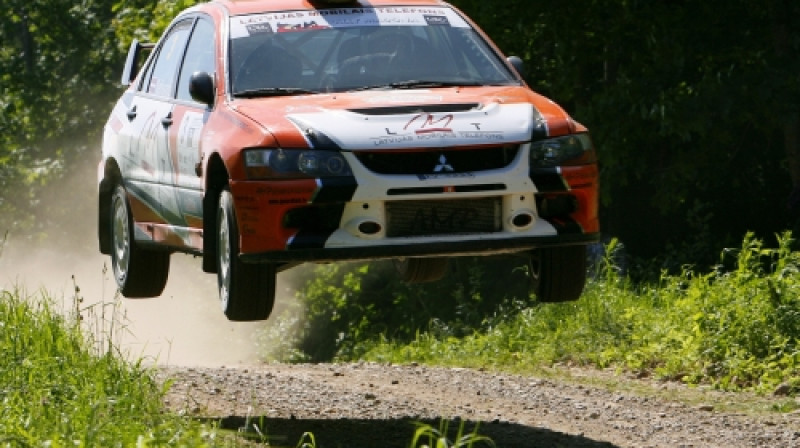 Andis Neikšāns/Pēteris Dzirkals
Foto: Jānis Barbars, www.rallyemotions.net