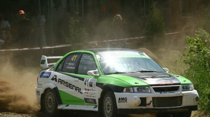 Miks Ernstsons/Kārlis Kļaviņš (''Mitsubishi EVO VI”).
Foto: Dace Janova (Fotoaģentūra ''4rati”).