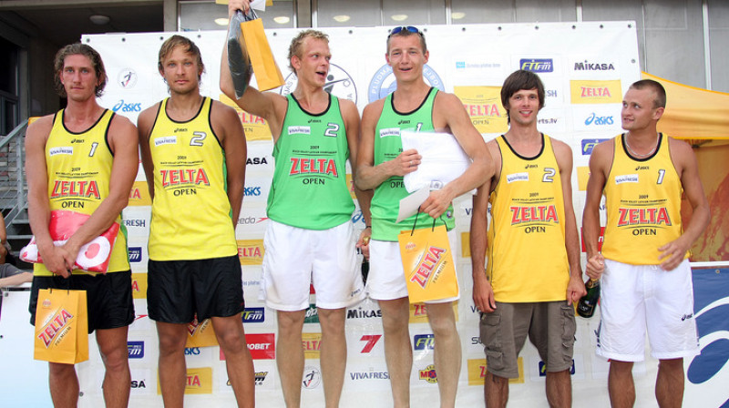 2009. gada "Zelta OPEN" otrā posma pjedestāls
Foto: www.beachvolley.lv