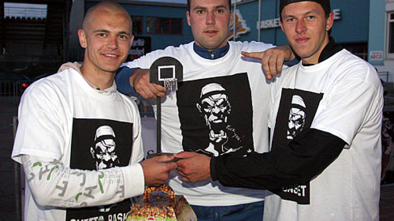 Ventspils "Ghetto Basket" pirmie čempioni - "Blēži"
Foto: Renārs Buivids