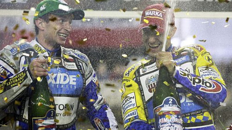 Rune Holta un Tomašs Gollobs
Foto: AP