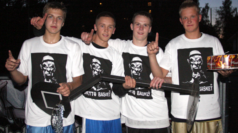 "Ghetto Basket" Jūrmalā uzvarēja "Ivars D"
Foto: Renārs Buivids