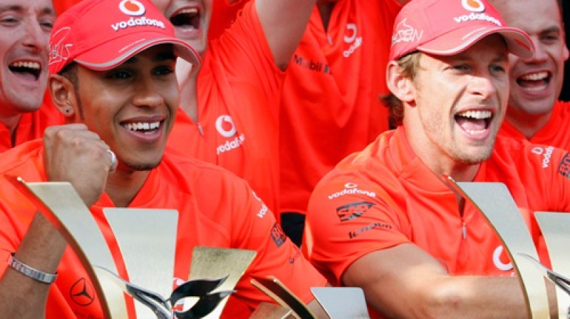 Pavasara čempioni - Luiss Hamiltons un "McLaren" komanda. Vai viņi līksmos arī novembrī?
Foto: AP/Scanpix