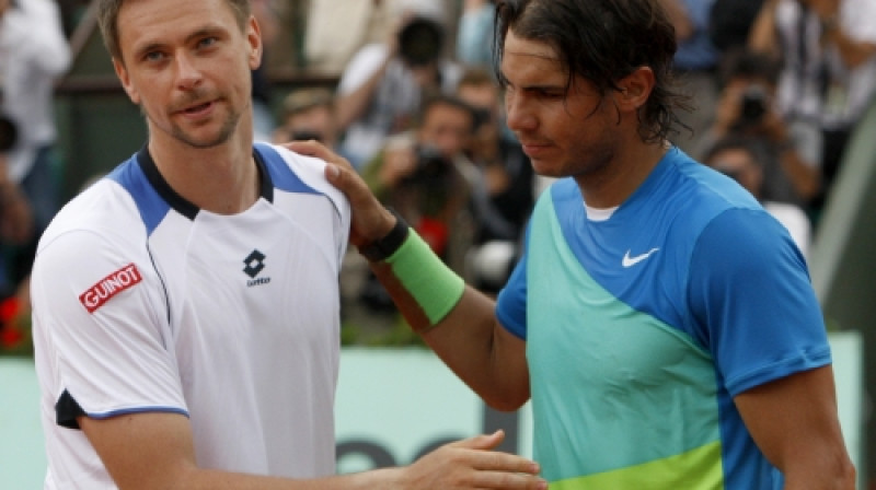 Robins Soderlings pret Rafaelu Nadalu
Foto: AP/Scanpix