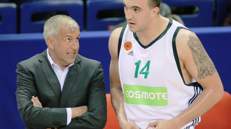Nikola Pekovičs (pa labi)
Foto: ITAR-TASS/Scanpix