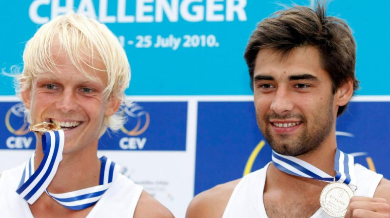Toms Šmēdiņš un Artis Caics
Foto: www.cev.u