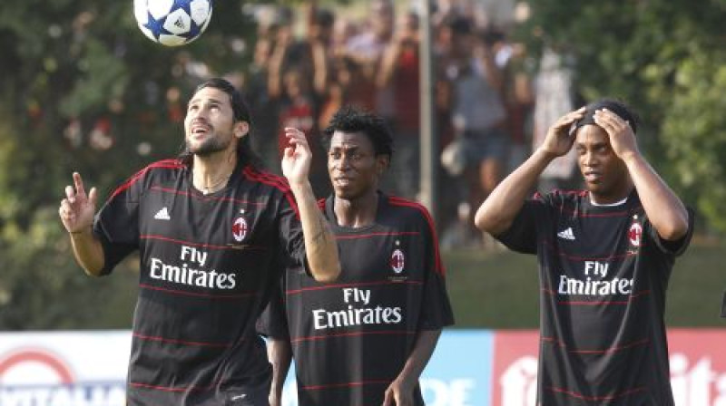 ''Milan'' futbolisti treniņa laikā
Foto: AP/Scanpix