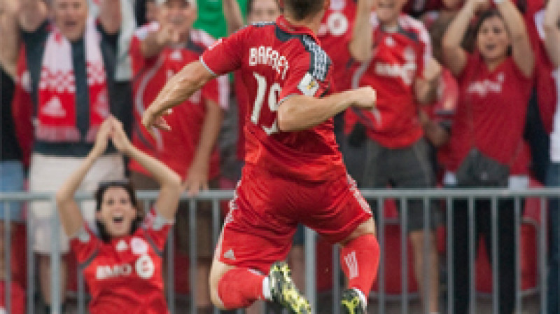 Čads Barets priecājas par vārtu guvumu.
Foto: AP/Scanpix