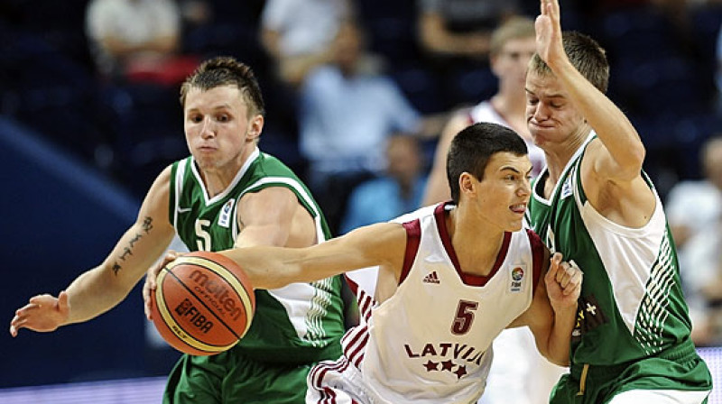 Dāvis Čoders cīņā ar lietuviešiem
Foto: fibaeurope.com