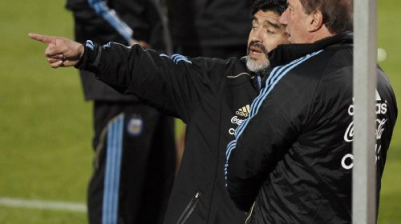 Djēgo Maradona un Karloss Bilardo
Foto: AP/Scanpix