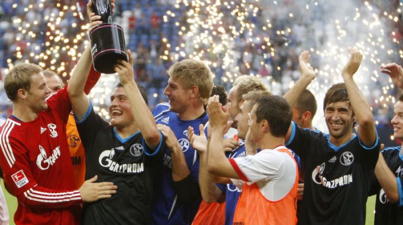 "Liga! total" kauss "Schalke" īpašumā
Foto: AP/Scanpix