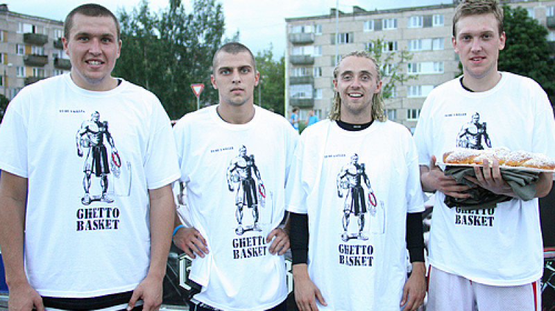 Salaspils "Ghetto Basket" uzvarētājs "Urbanmet"
Foto: Renārs Buivids