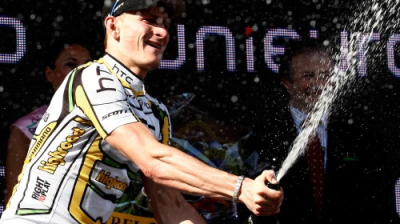 Andrē Graipels un viņa uzvaras šampanietis šī gada "Giro d'Italia"
Foto: AP/ Scanpix