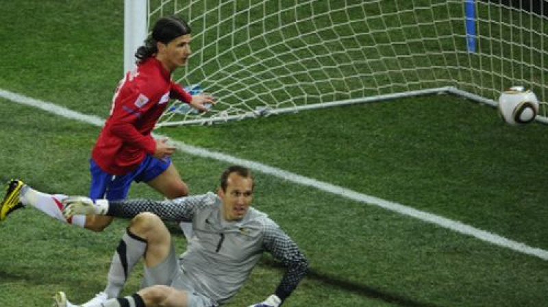 Marko Panteličs gūst vārtus PK izcīņā pret Austrāliju
Foto: AFPScanpix