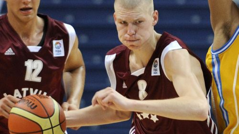 Dāvi grib. Jautājums, vai grib Dāvis...
Foto: Romāns Kokšarovs, Sporta Avīze