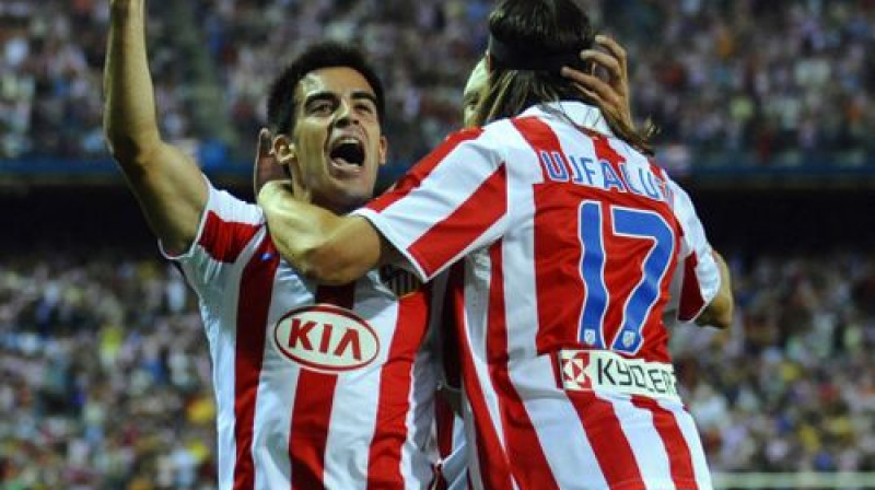 Hosē Manuels Hurado (pa kreisi) atzīmē vārtu guvumu
Foto: AFP/Scanpix