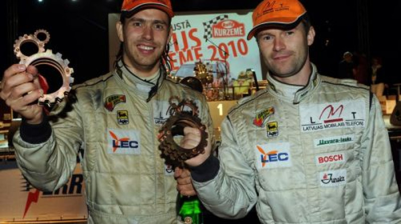 Andis Neikšāns/Pēteris Dzirkals var līksmot - pirmā uzvara klasē WRC čempionātā
Foto: Z.Zālmanis (Nikon)