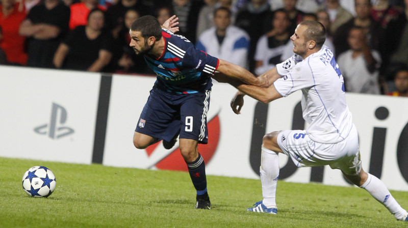 Lisandro Lopess (no kreisās) pret Nikolasu Plestanu
Foto: AP/Scanpix Sweden