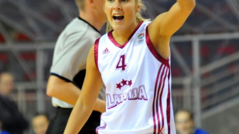 Elīna Babkina
Foto: Romāns Kokšarovs, "Sporta Avīze", f64