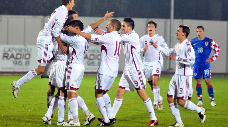 Latvijas izlase priecājās tikai spēles pirmajā pusē
Foto: Romualds Vambuts, Sportacentrs.com