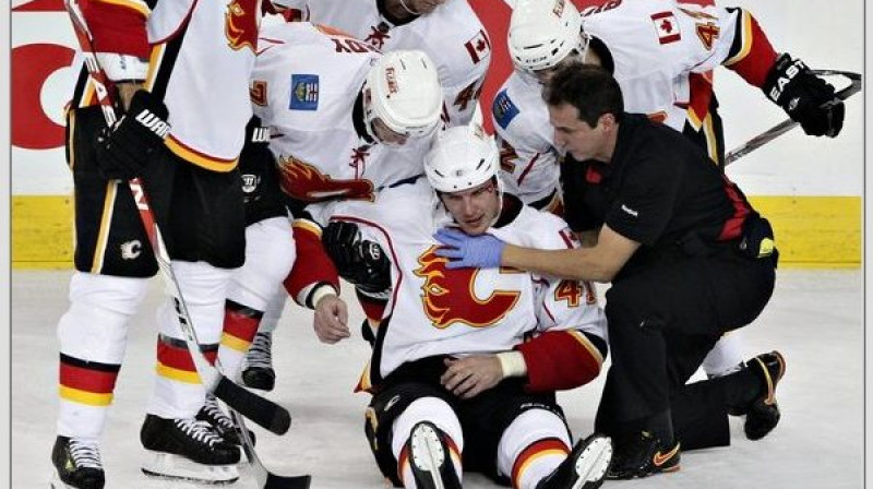 Šādu Raiti NHL laukumi vēl nebija redzējuši... Lai viņam veselība!

Foto: scnapix, f64