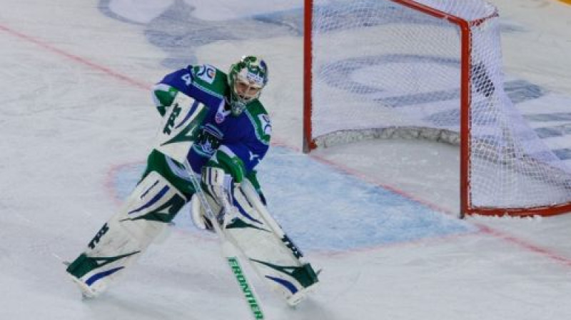 Edgars Masaļskis atkal spēli vēroja no rezervistu soliņa
Foto: ugra-hc.ru