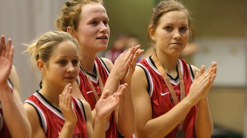 "RTU" basketbolistēm būs jāpierod pie spēlēšanas bez Ilzes Gotfrīdas
Foto: Mārtiņš Sīlis