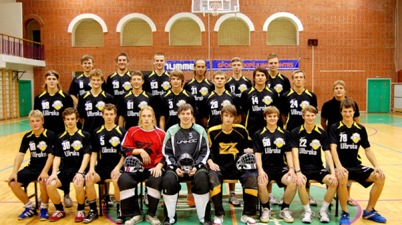Florbola komanda "Ulbroka"
Foto: www.floorball.lv