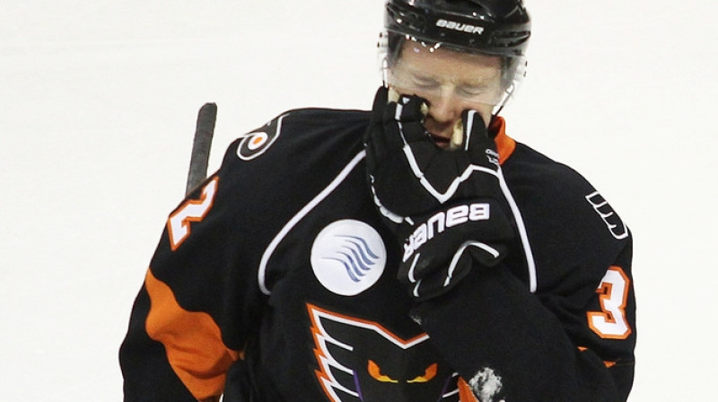 "Phantoms" aizsargs Oskars Bārtulis. Foto: insidehockey, flickr.com