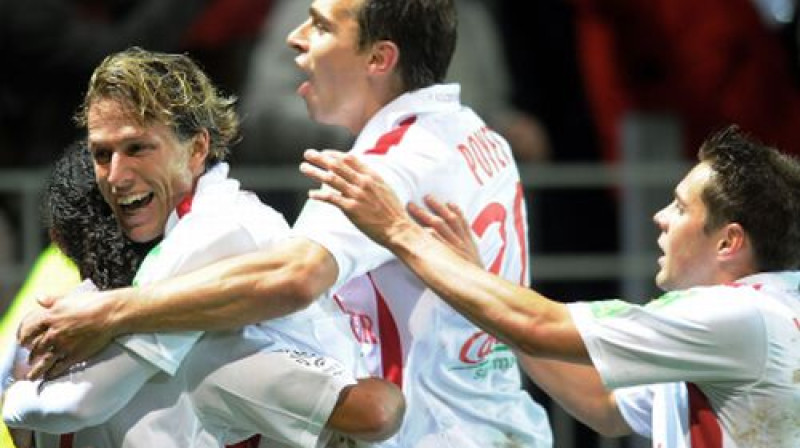 "Brest" futbolisti atzīmē vārtu guvumu
Foto: AFP/Scanpix